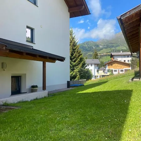 Berghof Apartments Διαμέρισμα Fiss