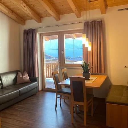 Διαμέρισμα Berghof Apartments *