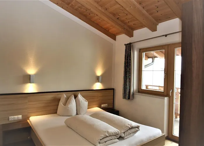 Berghof アパート フィス